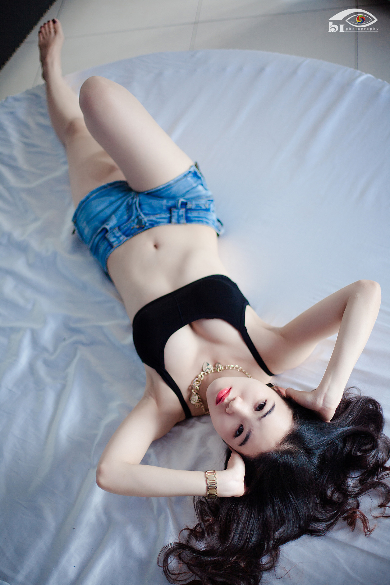 美丽的姑娘在线观看免费